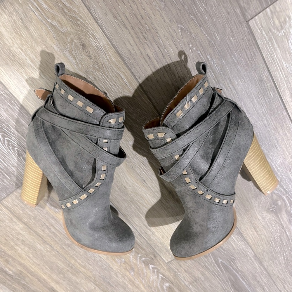 Qupid Boot - image 2